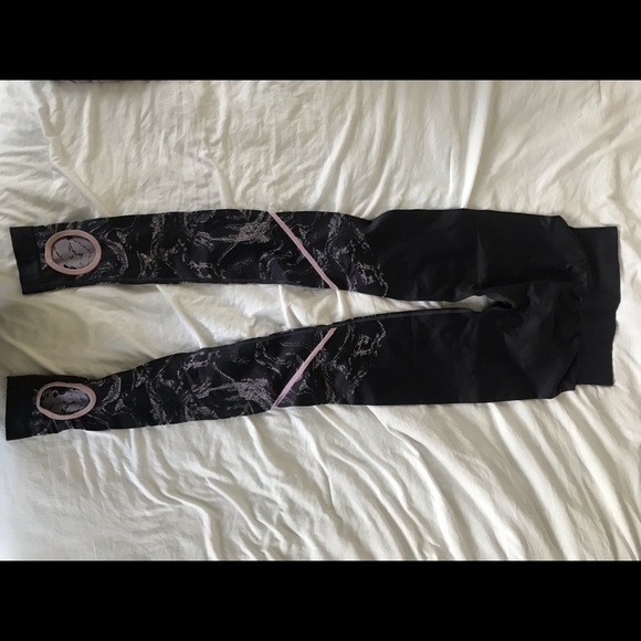 Fabletics leggings - Picture 2 of 3